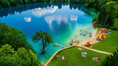 Objevte nejlepší přírodní koupaliště v okolí Prahy pro letošní léto
