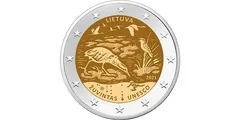 Litevská dvoueurová mince s motivem přírody a nápisem KURŠIŲ NERIJOS 4 UNESCO.